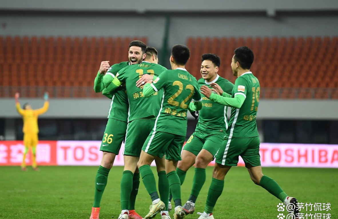 太狠了！拜仁慕尼黑围绕中超止住颓势洛杉矶快船集结日更衣室发声，广厦男篮清晨豪取连胜